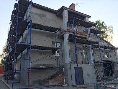 Отделка фасада частного дома в Ошмянах